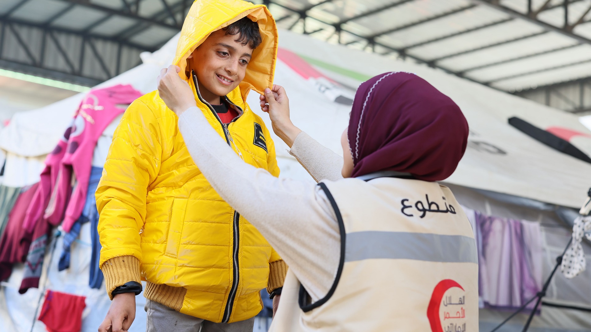 حملة توزيع السلال الغذائية